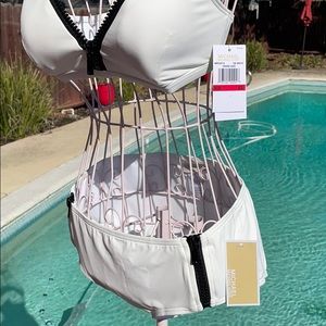 Micheals Kors white blank zip Cruise bikini   Sm & XS both sizes available